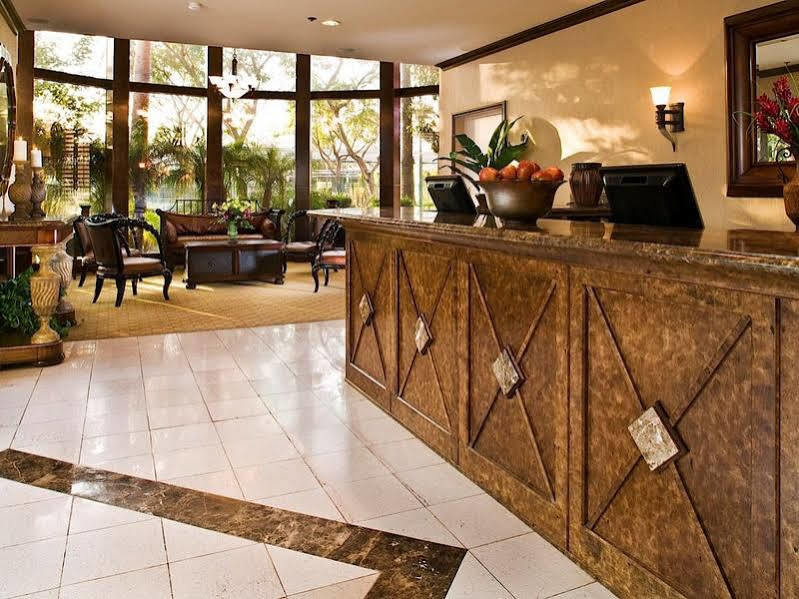 Carousel Inn And Suites Anaheim Bagian luar foto
