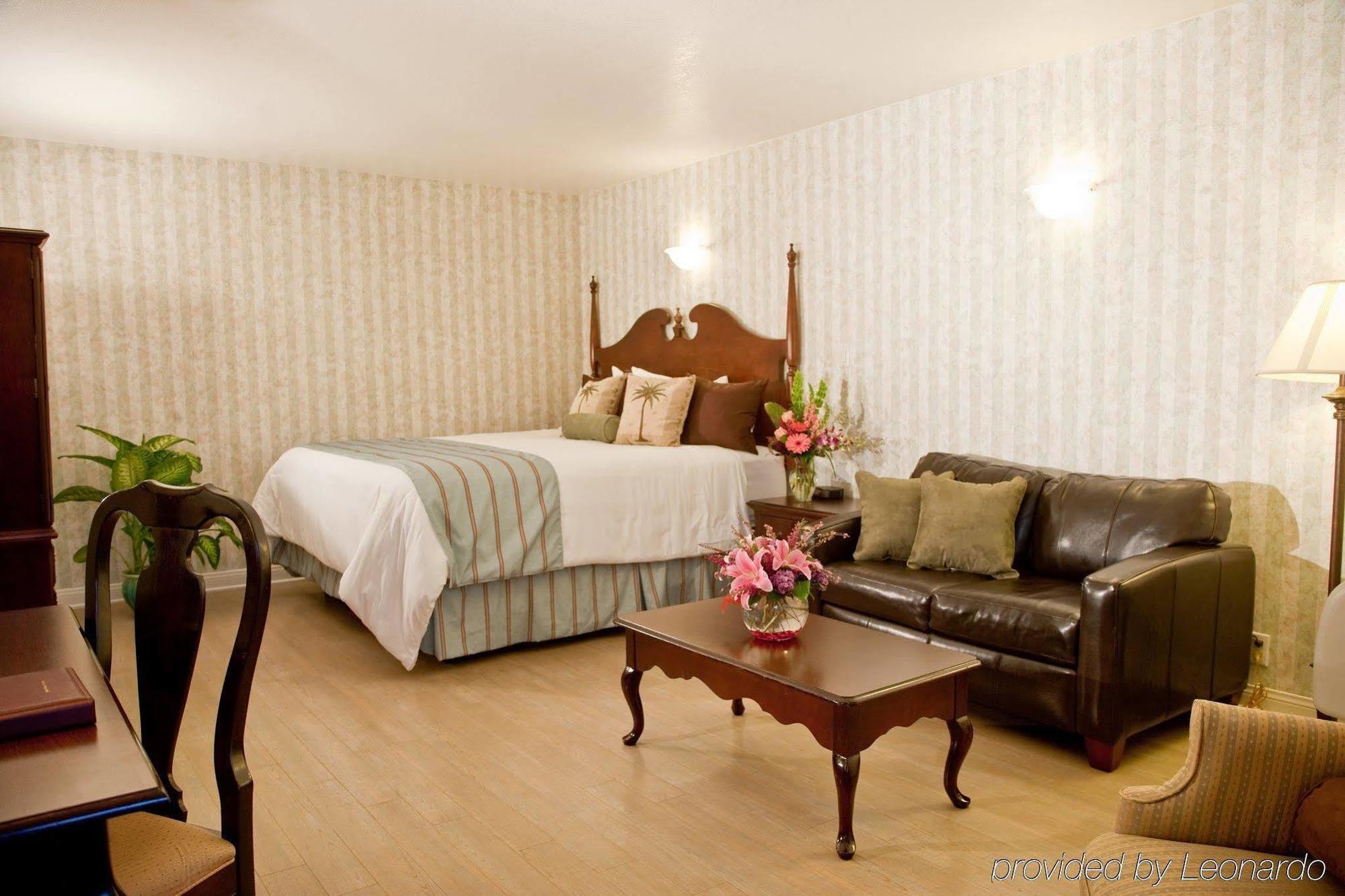 Carousel Inn And Suites Anaheim Ruang foto